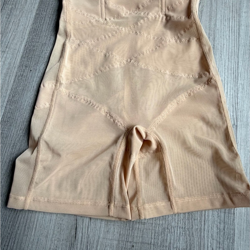 High-Waist‎ Nude Shaping Bodyshorts with Mid-Thigh Coverage.   CAJA    #.   5